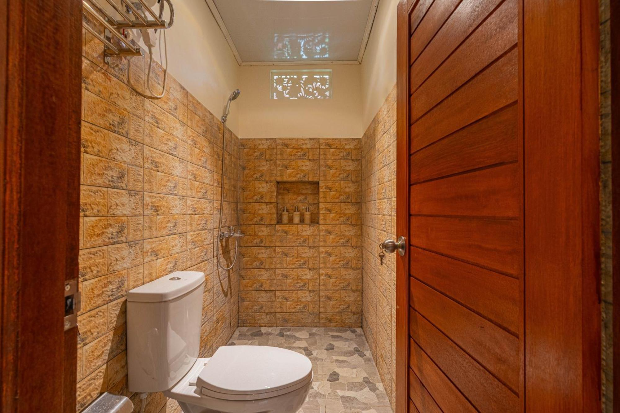 Hotel Puri Kurnia Ayu Ubud Exterior foto