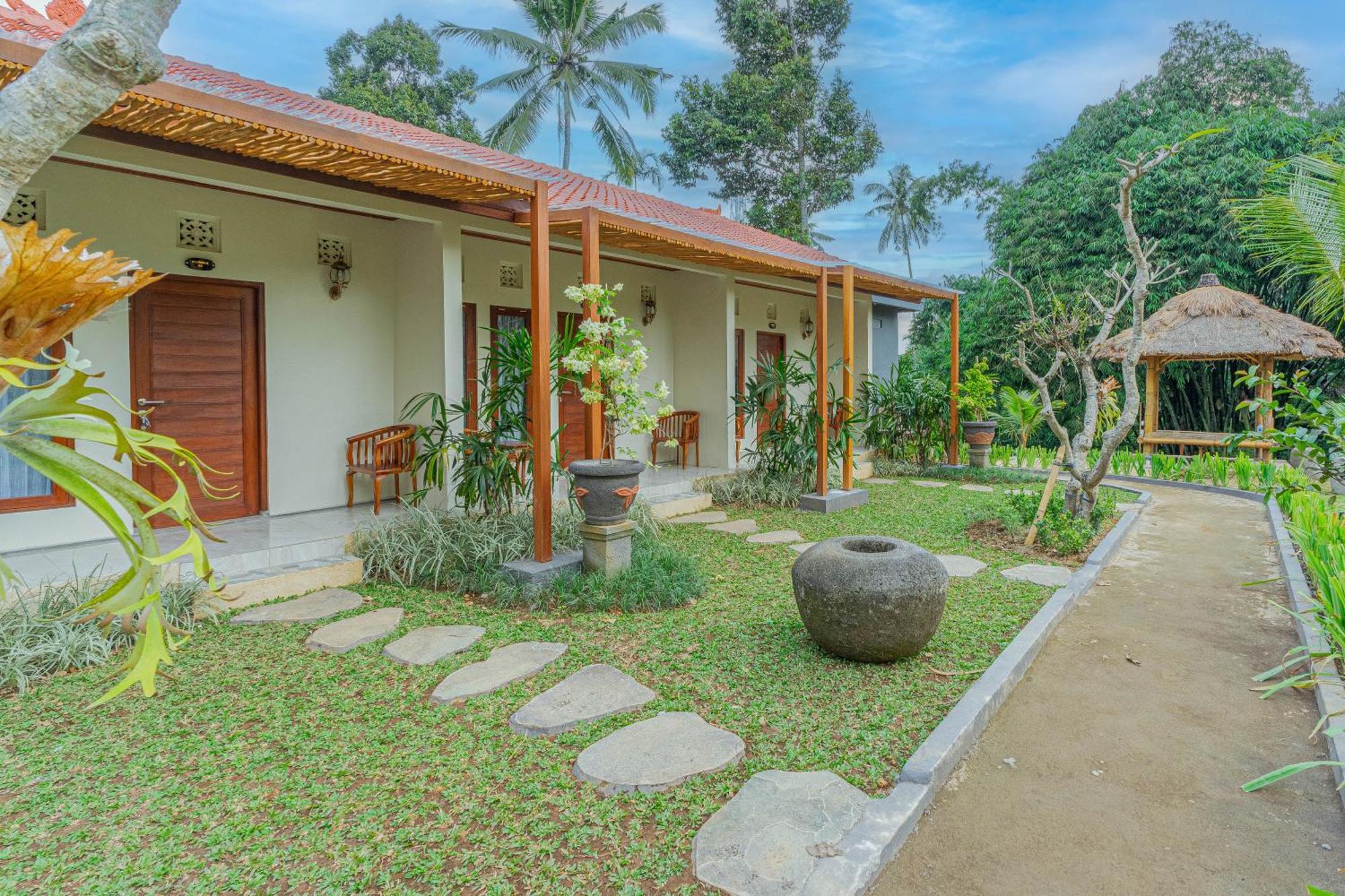 Hotel Puri Kurnia Ayu Ubud Exterior foto